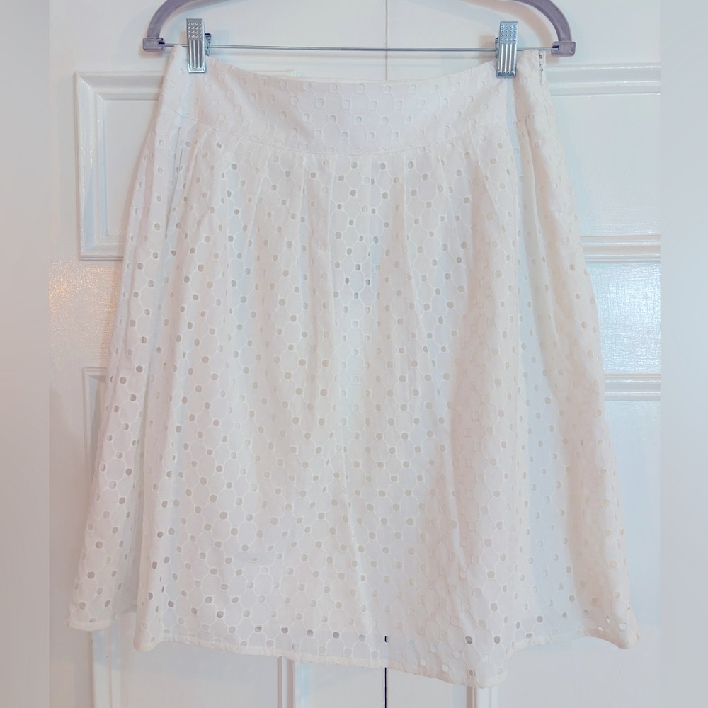 NWT Talbot’s Women’s White Eyelet Skirt size 6